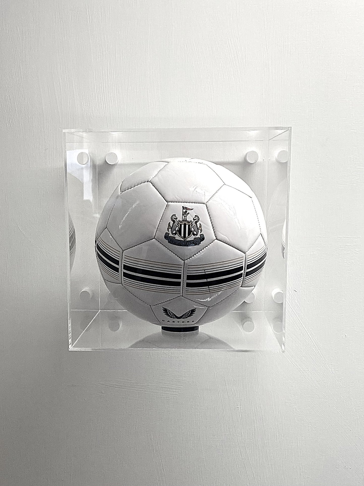Wall Mountable Acrylic Football Display Case For Size 5 Football
