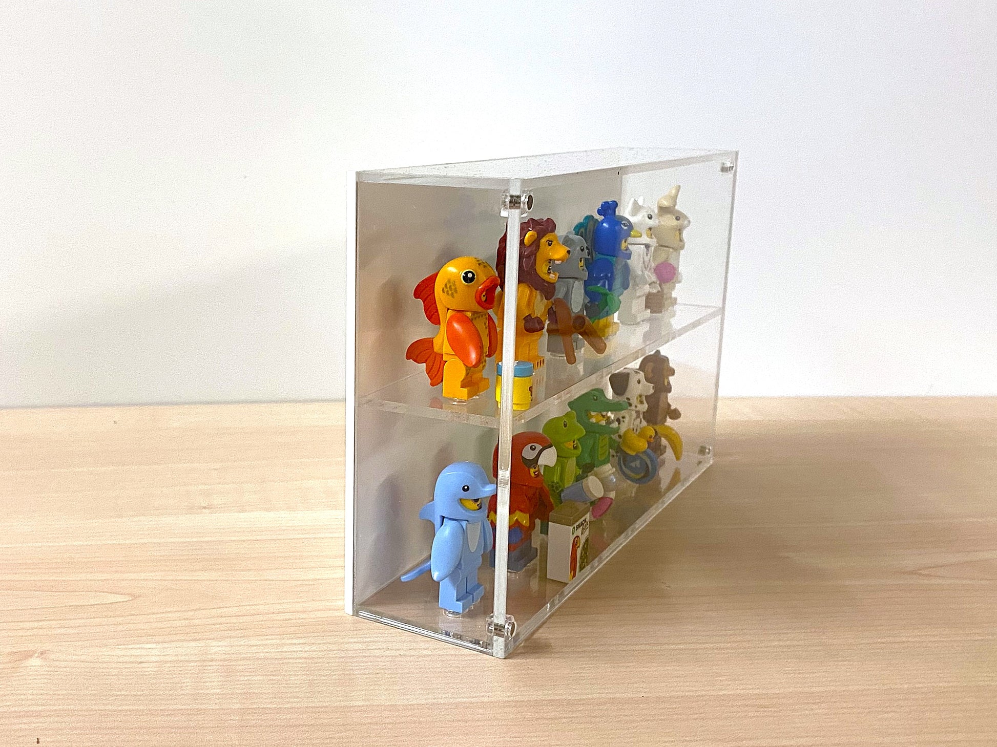 White back LEGO display case 12 figures