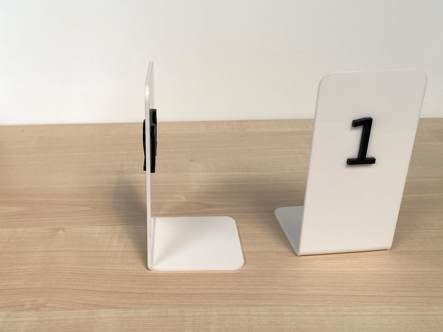 Modern acrylic table number sign for restaurant tables