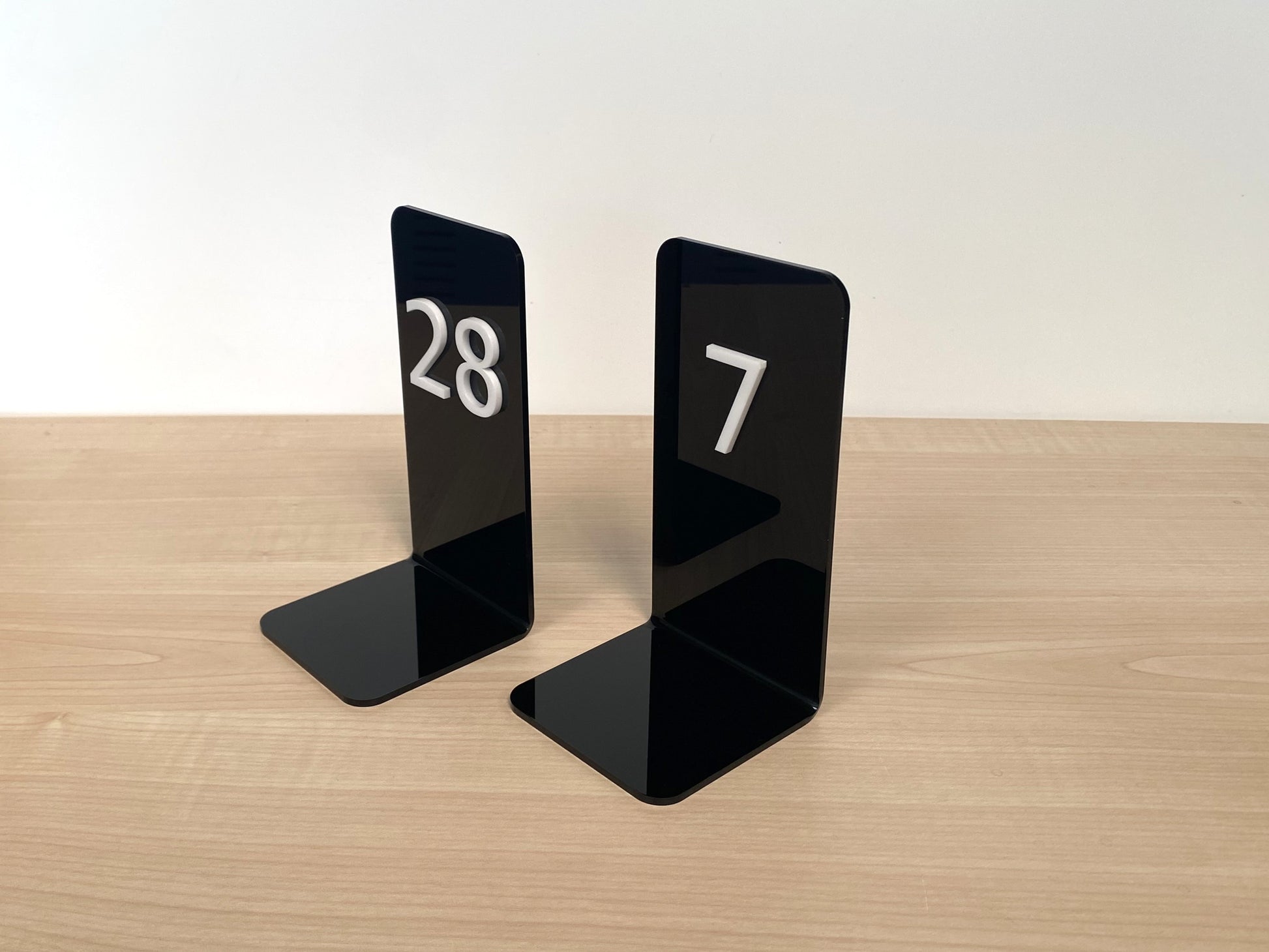 Modern acrylic table number sign for restaurant tables